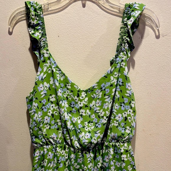 Jessica Simpson Vibrant Green Floral dress - Picture 1 of 5